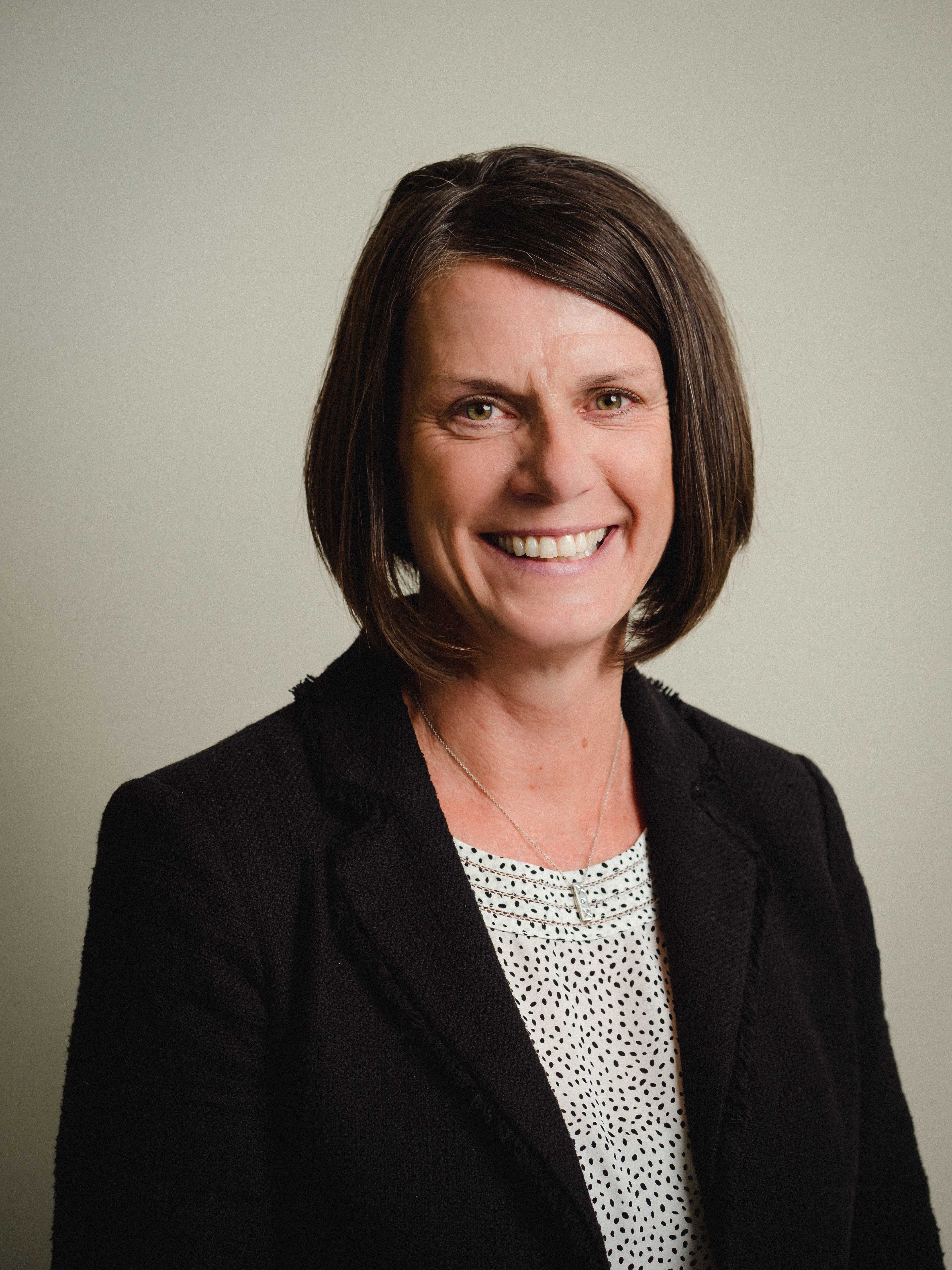 Kathy O'Brien Headshot